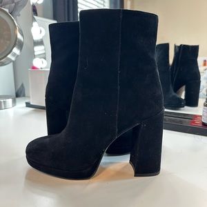 Steve Madden bootie